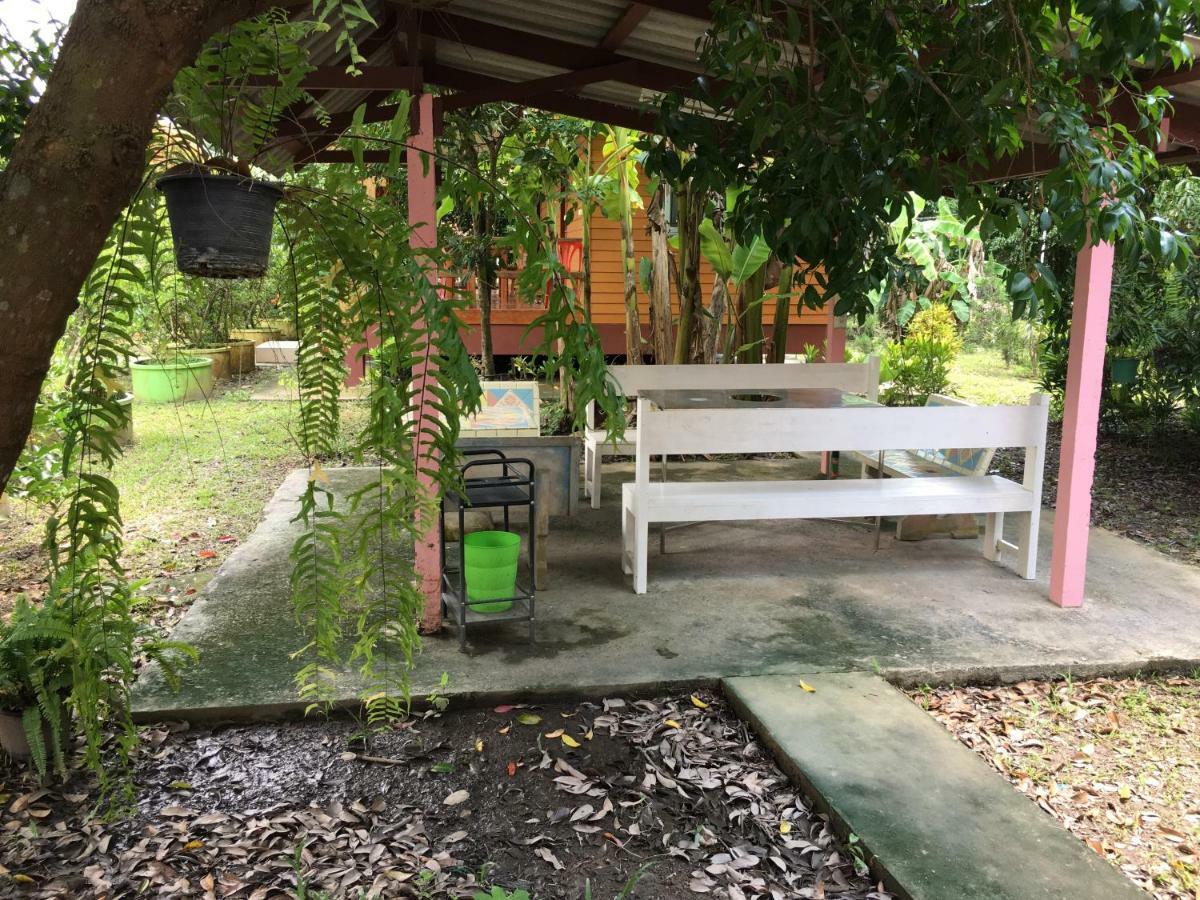 Baan Suan Kru Kob Hotell Ban Ko Maphang Exteriör bild